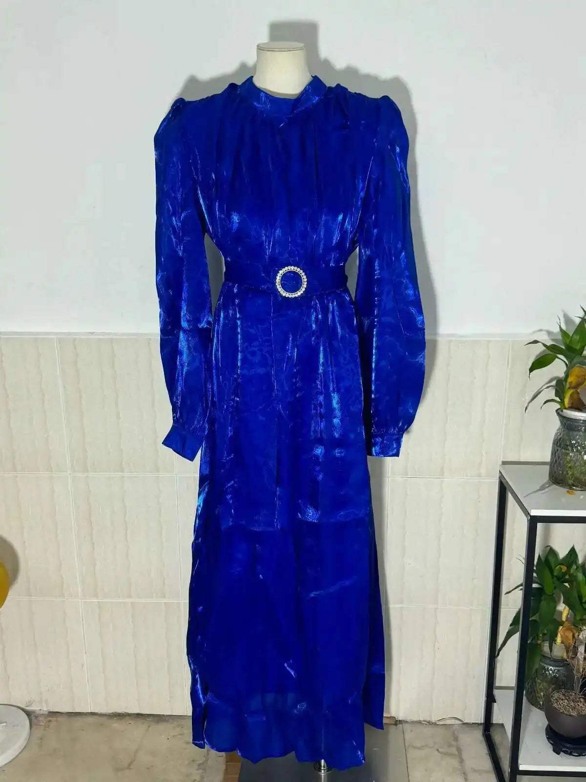 Robe Organza Élégante – Taille Cintrée & Style Vintage