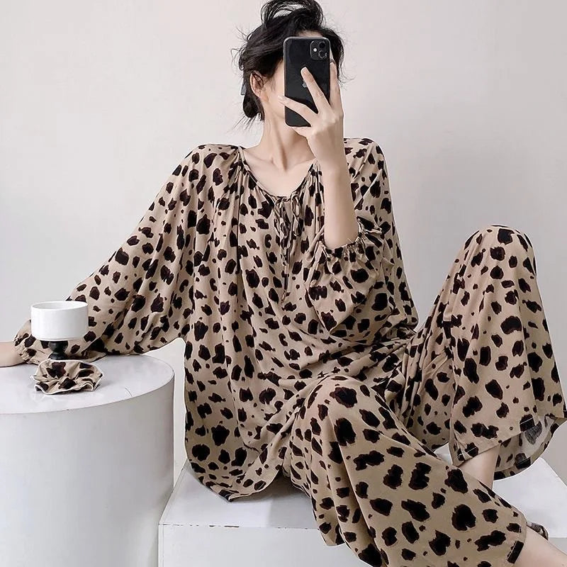 Women’s Cartoon Panda Pajama Set