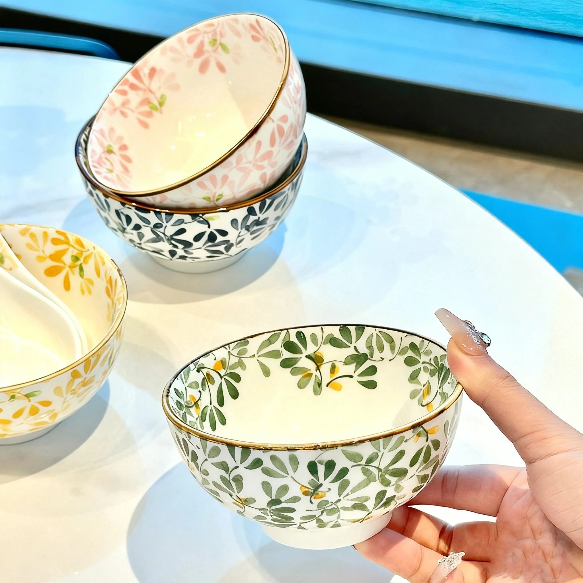 Collection de 4 Bols en Céramique Décor Floral