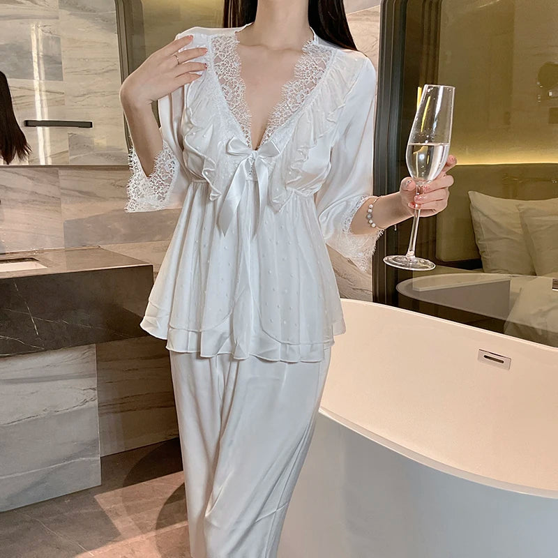 Ensemble Satin Dentelle Col V