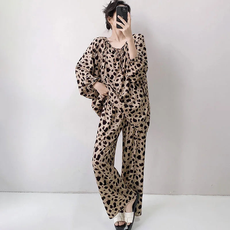Women’s Cartoon Panda Pajama Set