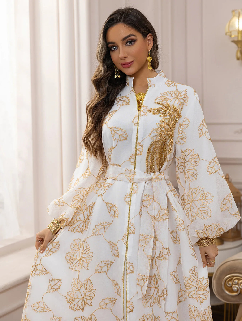 Abaya Blanche Royale Broderie Or