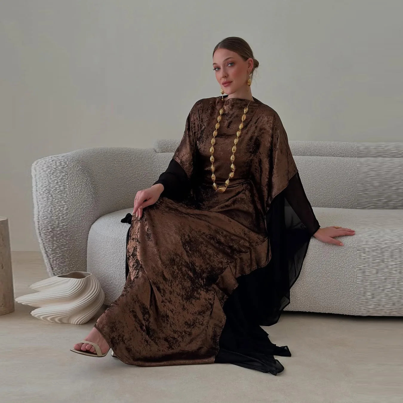 Royal Gold Pattern Abaya
